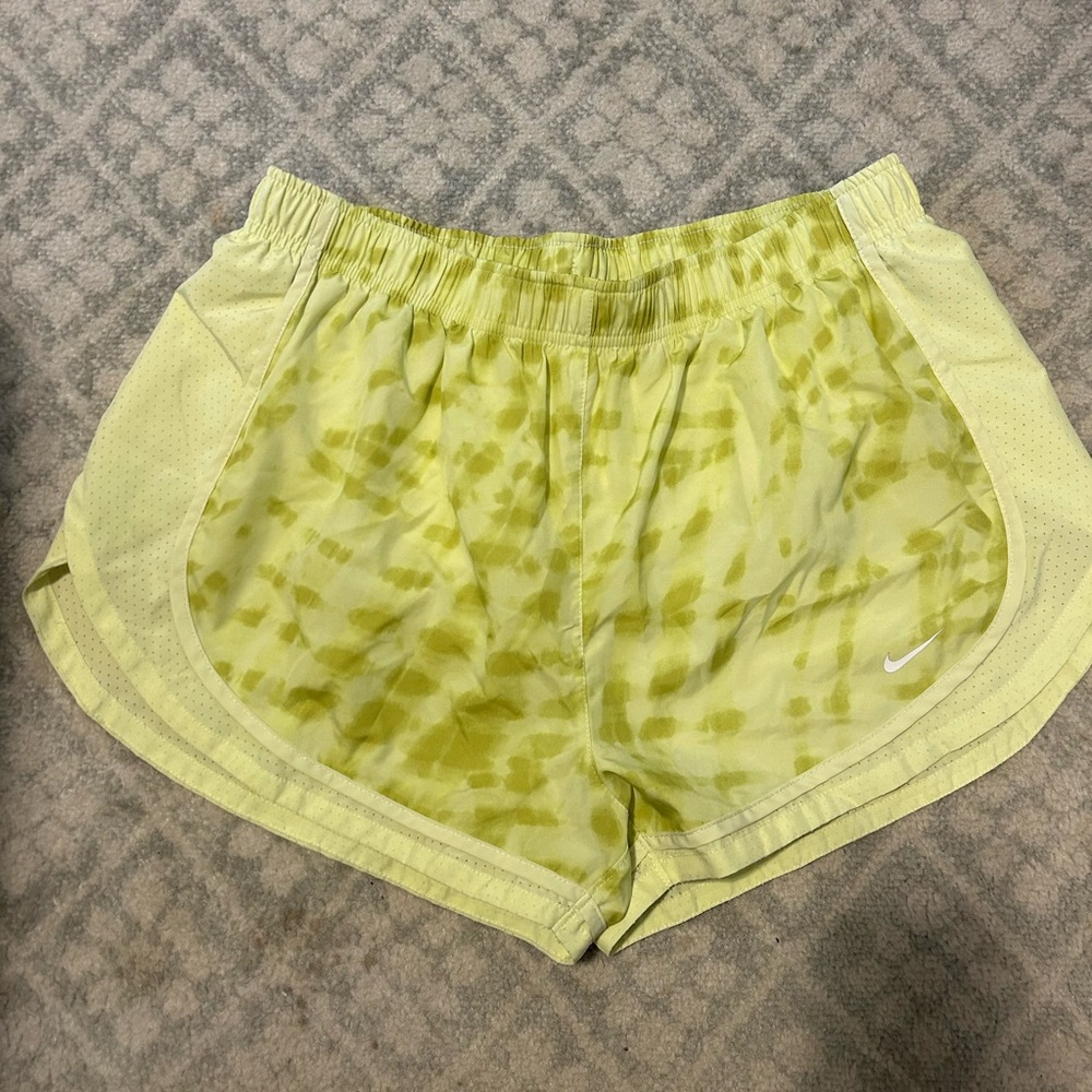 Women’s XL Nike athletic shorts